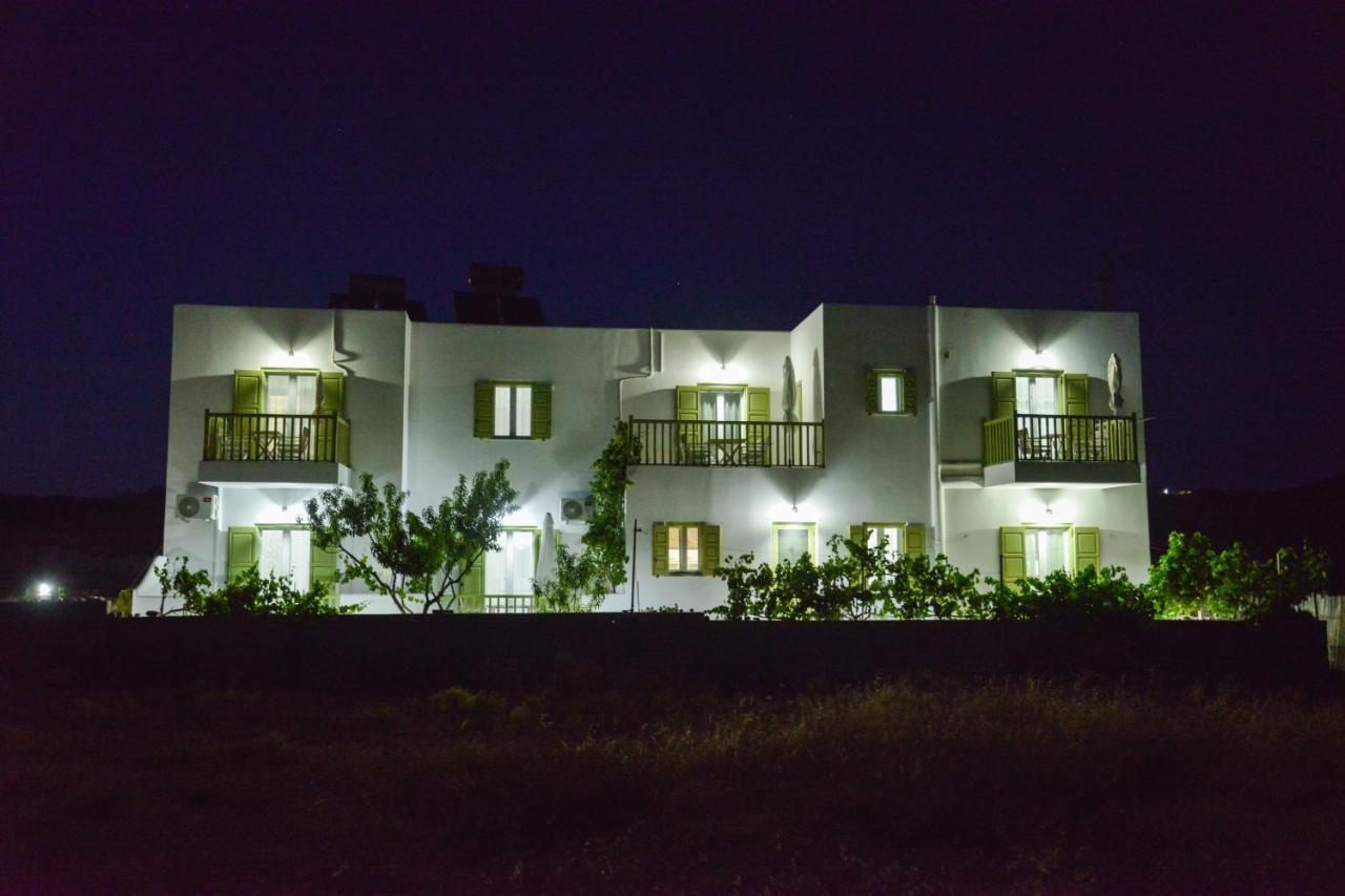 Zeras Apartments Адамас Екстер'єр фото